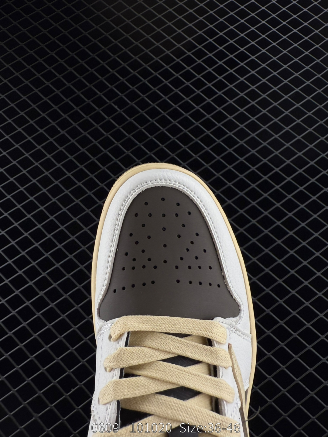 Travis Scott x Air Jordan 1 ” Reverse Mocha “